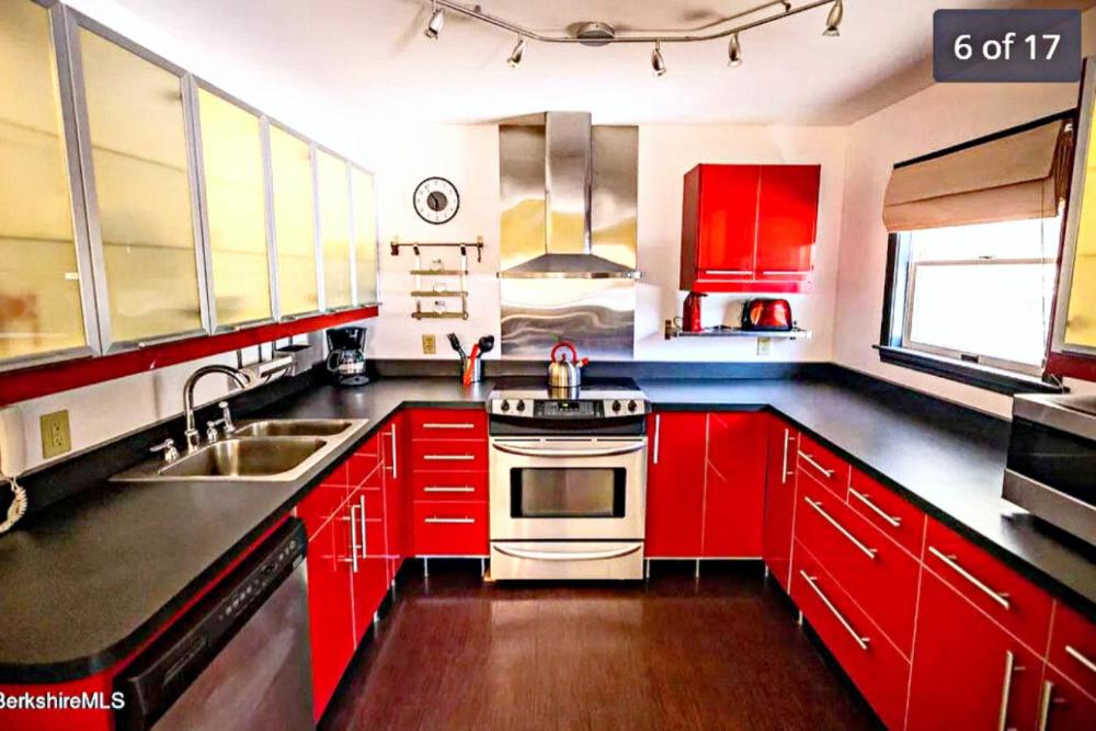 Gorgeous Ski On/Off 2 BR Sleeps 8 Jiminy-Must See Luxury